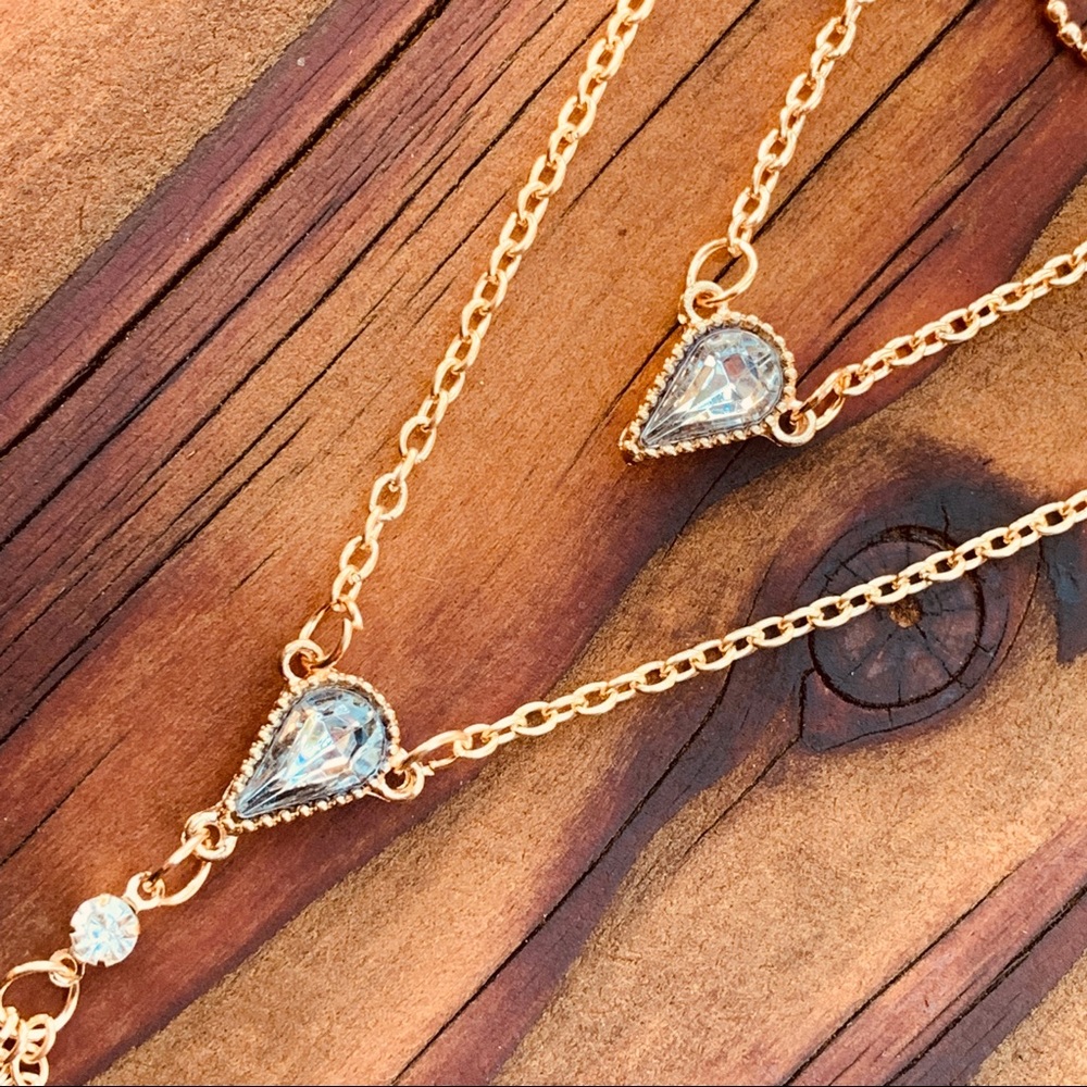 ♛ Aphrodite Layered Necklace - Picture 5 of 8